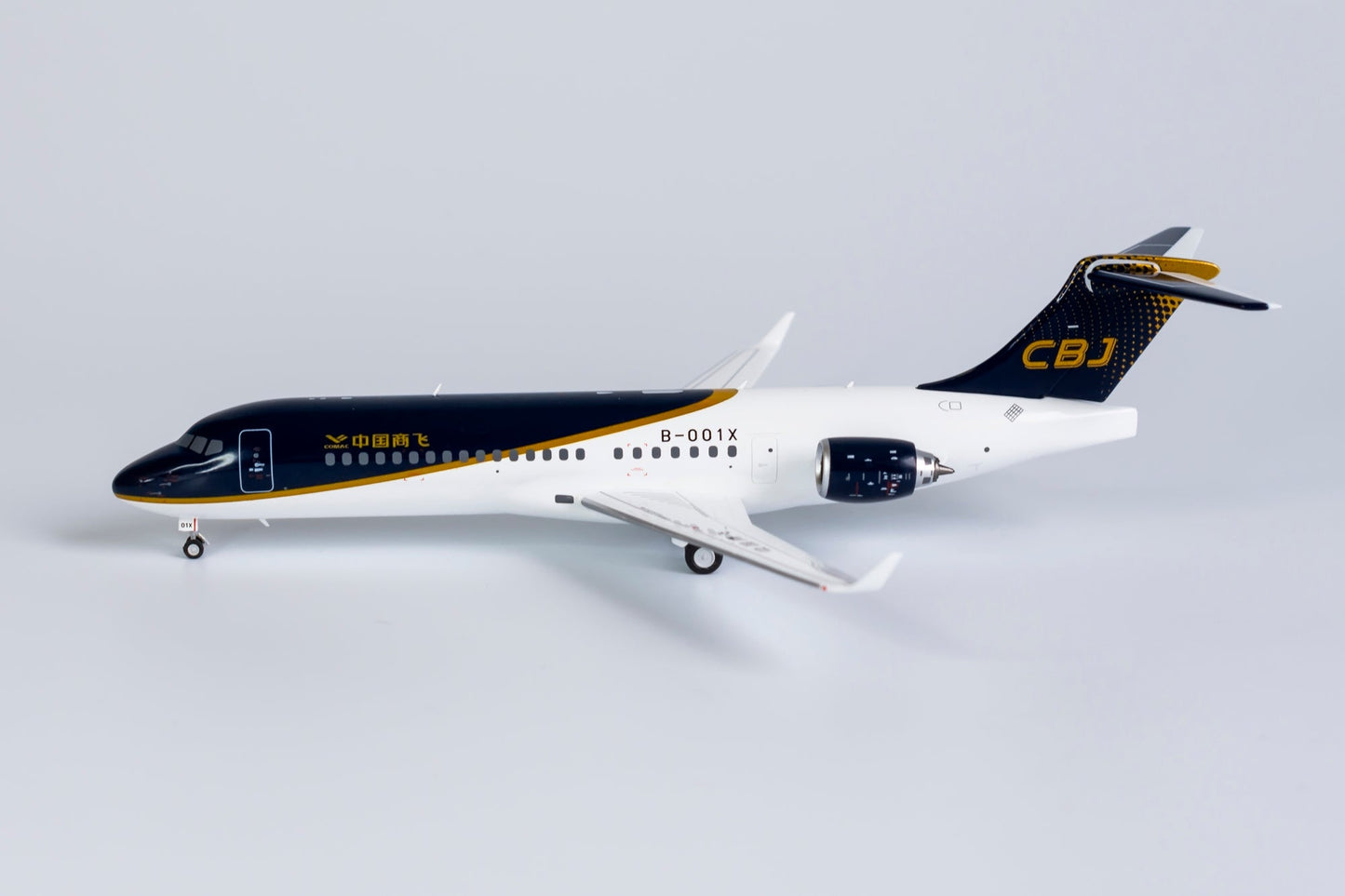 1:200 NG Models Comac Business Jet ARJ-21B "Airshow China 2021" B-001X NG20103