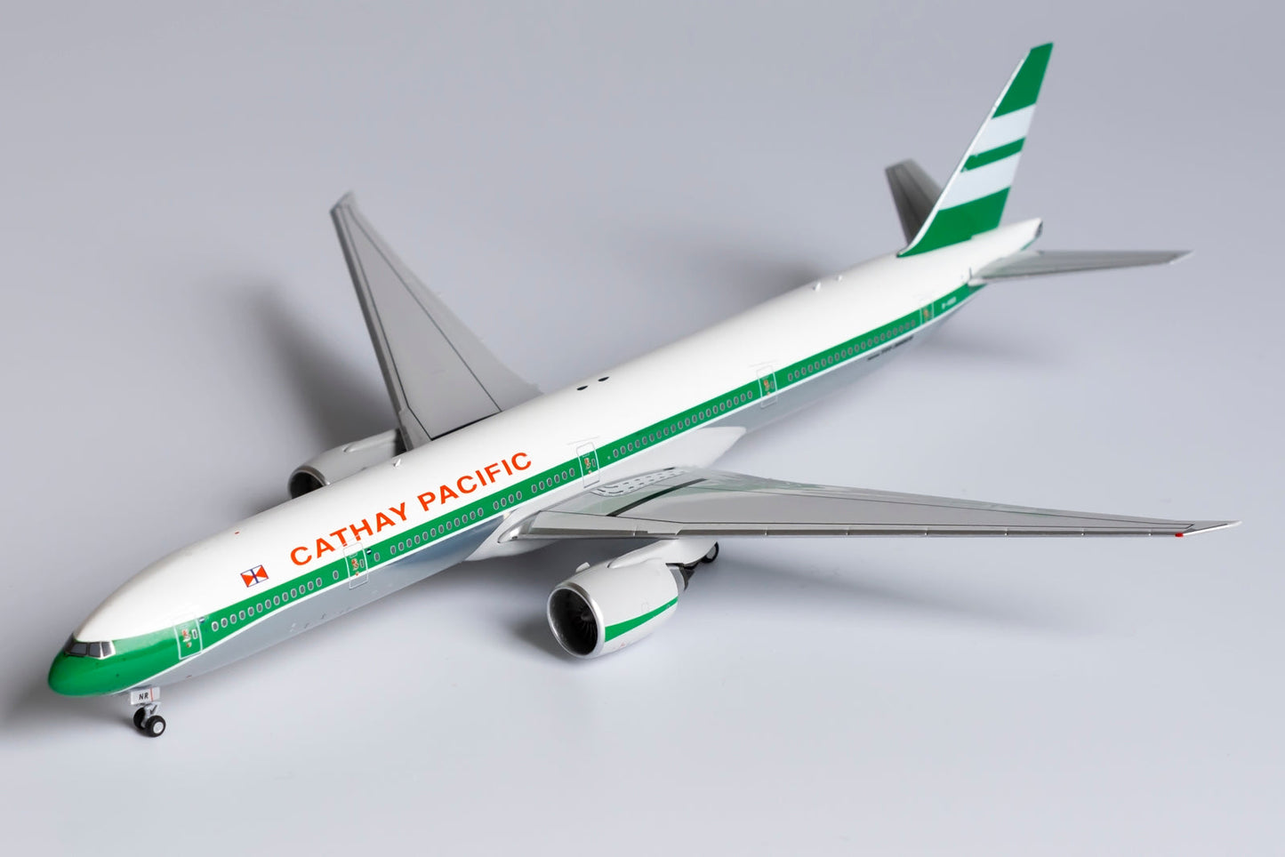 1:400 NG Models Cathay Pacific Boeing 777-300ER "Fantasy Retro Livery" B-HNR NG73001