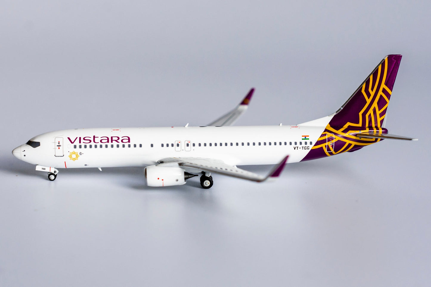 1:400 NG Models Vistara Airlines Boeing 737-800 VT-TGG NG58105