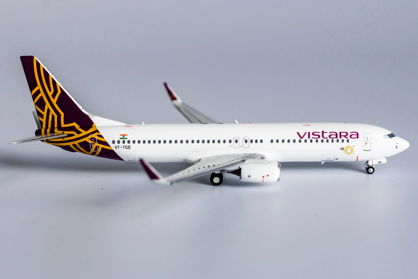 1:400 NG Models Vistara Airlines Boeing 737-800 VT-TGG NG58105