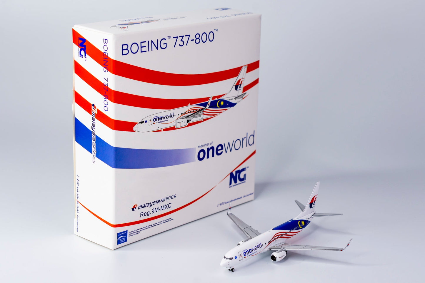 1:400 NG Models Malaysia Airlines Boeing 737-800 "Negaraku, Oneworld" 9M-MXC NG58112