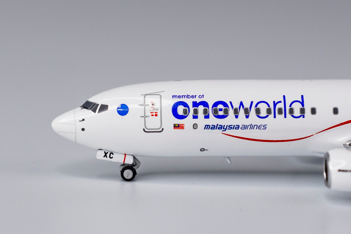1:400 NG Models Malaysia Airlines Boeing 737-800 "Negaraku, Oneworld" 9M-MXC NG58112
