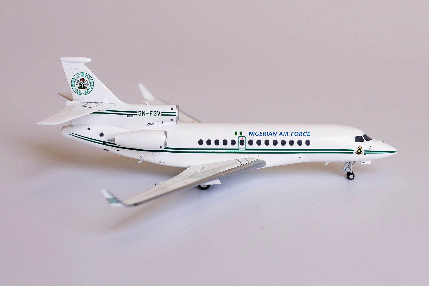 1:200 NG Models Nigeria Air Force Dassault Falcon 7X 5N-FGV NG71007