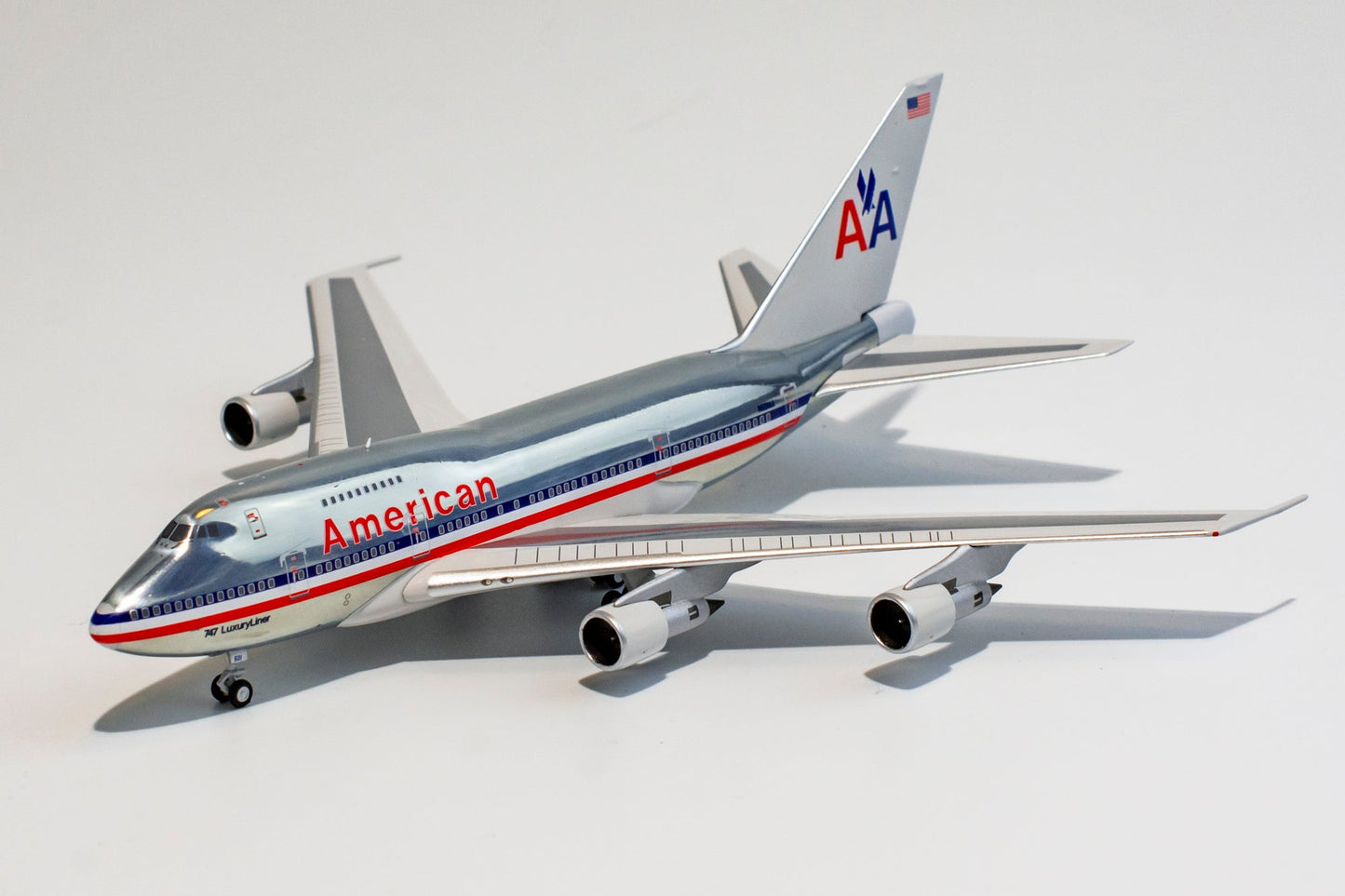 1:400 NG Models American Airlines Boeing 747SP "Luxuryliner" N601AA NG07007