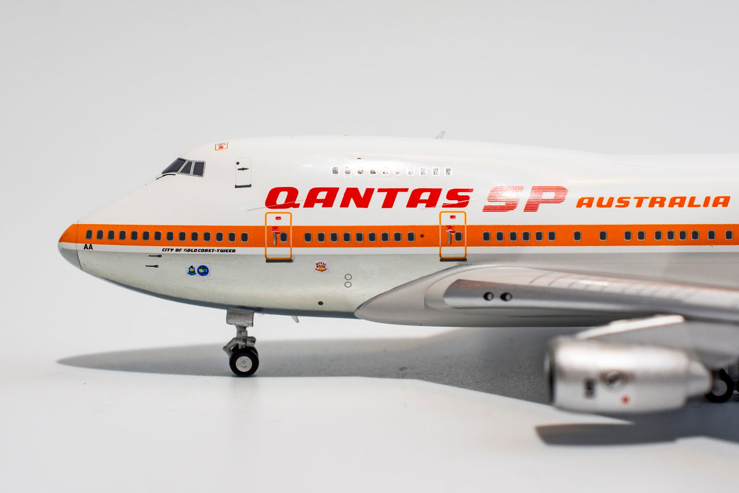 1:400 NG Models Qantas Airways Boeing 747SP "City of Gold Coast - Tweed" VH-EAA NG07009