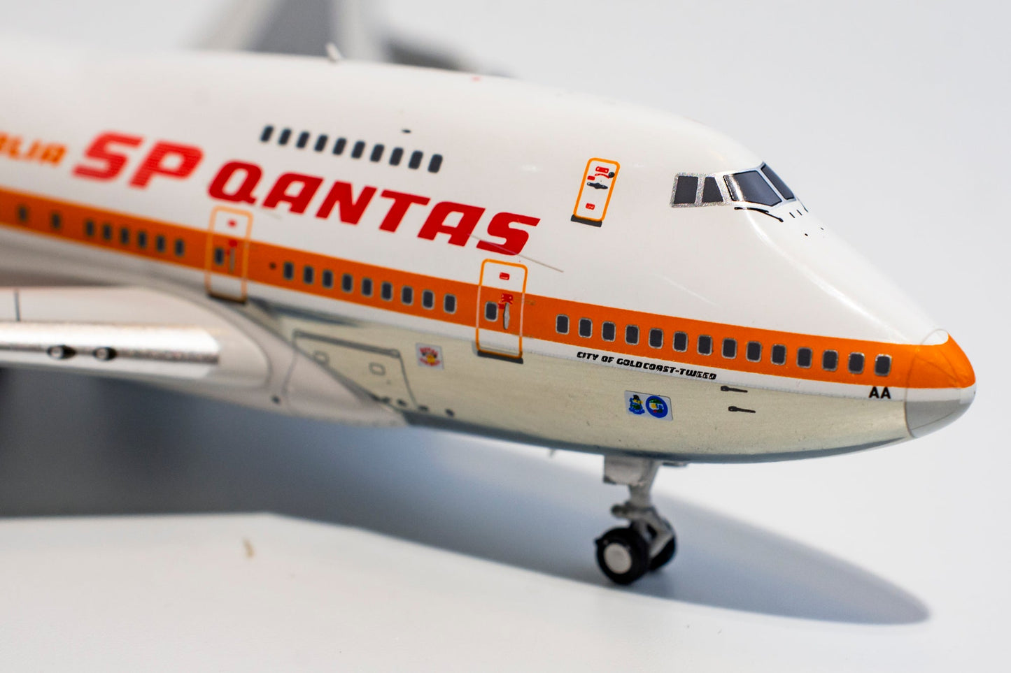 1:400 NG Models Qantas Airways Boeing 747SP "City of Gold Coast - Tweed" VH-EAA NG07009