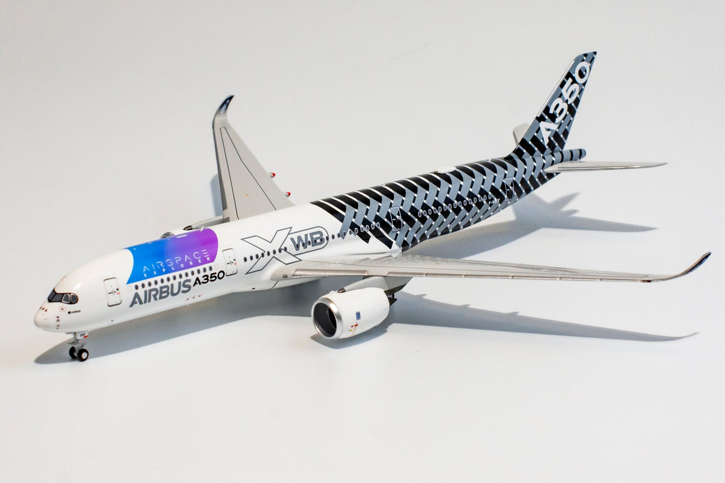 1:400 NG Models Airbus Industries A350-900 "Airspace Explorer" F-WWCF NG39016