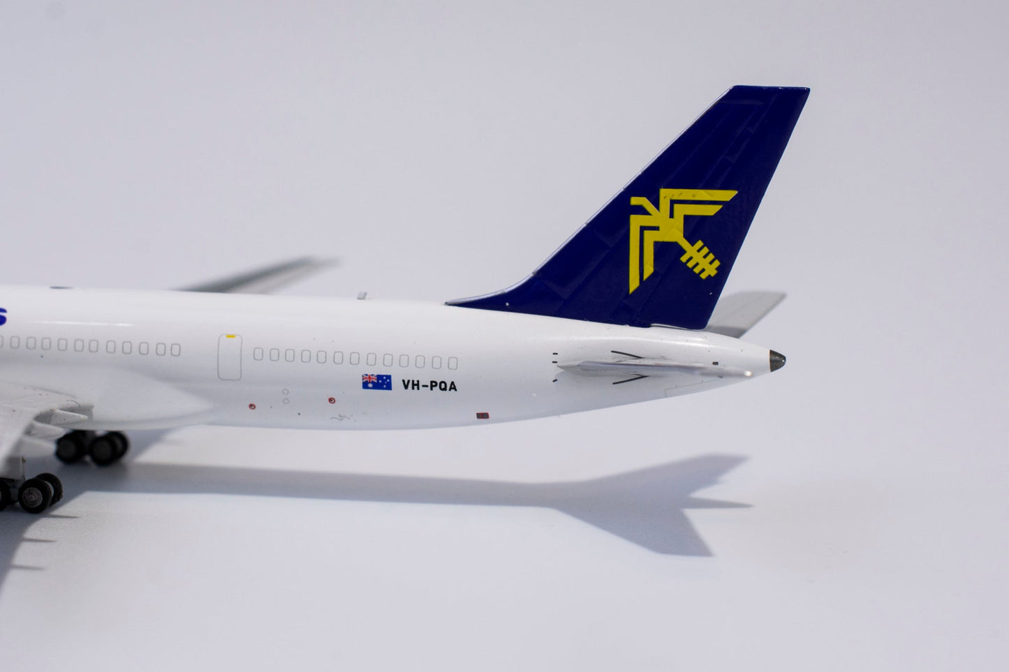 1:400 NG Models Pacific Air Express Boeing 757-200PCF VH-PQA NG53166