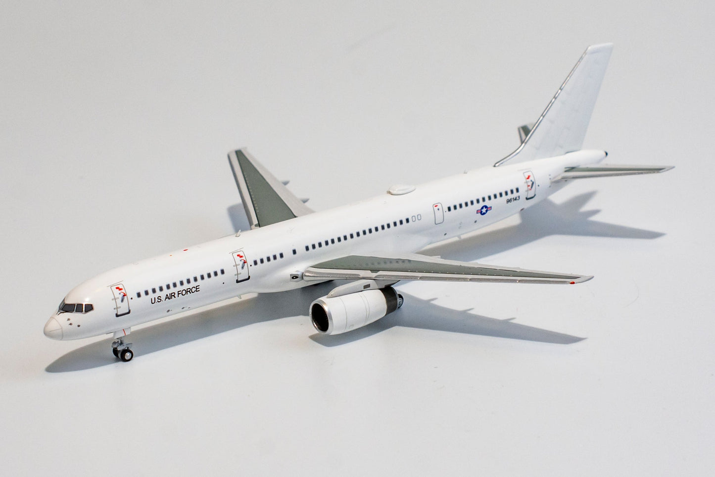 1:400 NG Models United States Air Force Boeing 757-200 (C-32B) 6143 NG53167