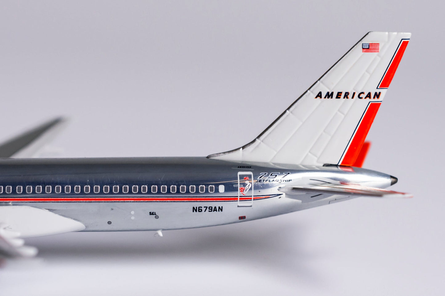 1:400 NG Models American Airlines Boeing 757-200 "757 Jet Flagship" N679AN NG53175