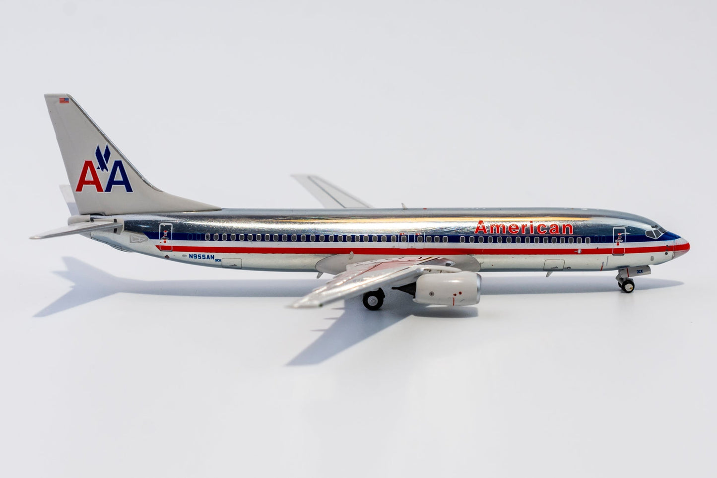 1:400 NG Models American Airlines Boeing 737-800 "Chrome, No Winglets" N955AN NG58093