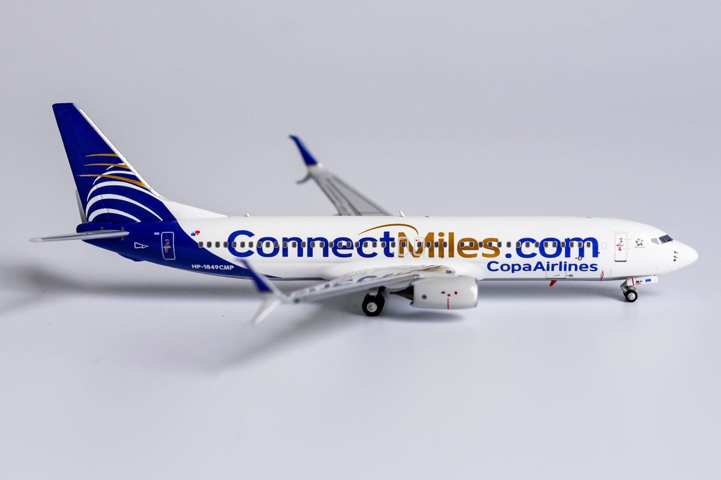 1:400 NG Models Copa Airlines Boeing 737-800 "Split Scimitars, ConnectMiles Livery" HP-1849CMP NG58109