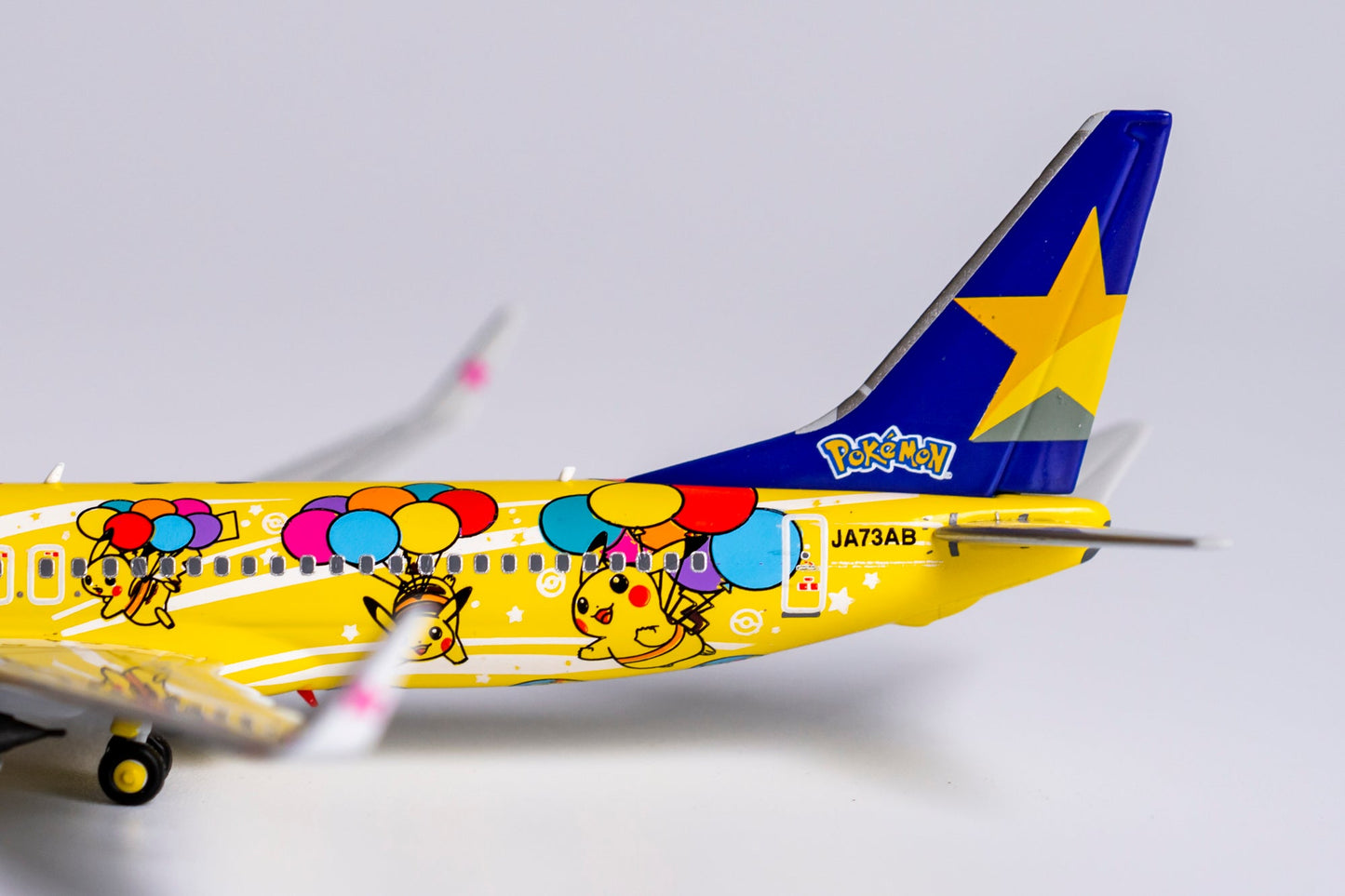 1:400 NG Models Skymark Airlines Boeing 737-800 "Pokemon Livery" JA73AB NG58111