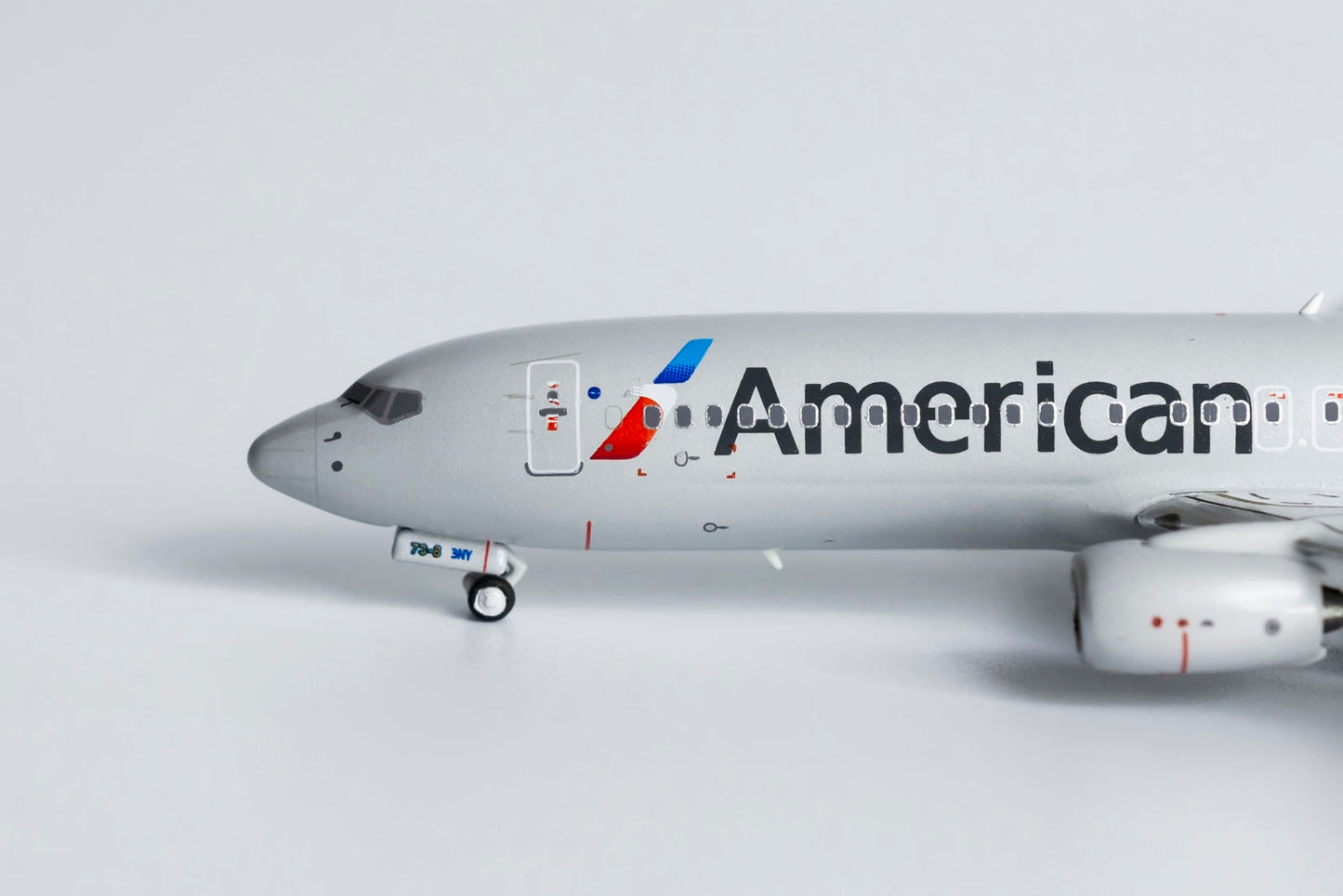 1:400 NG Models American Airlines Boeing 737-800 "New Colors" N306NY NG58118