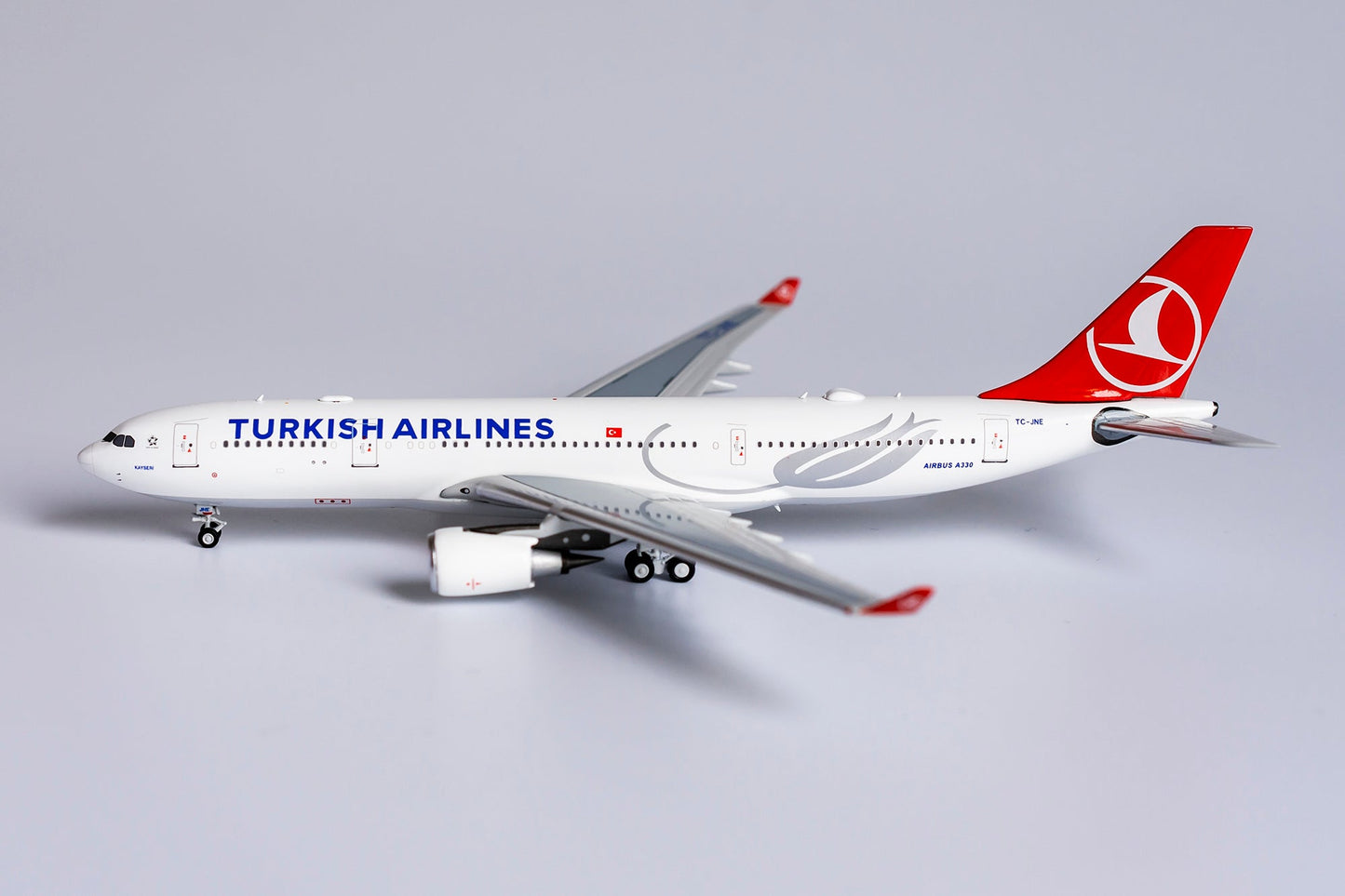 1:400 NG Models Turkish Airlines Airbus A330-200 TC-JNE NG61033