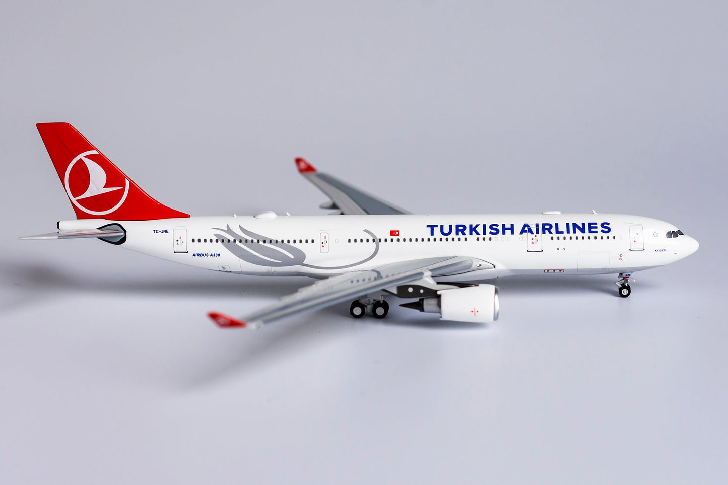 1:400 NG Models Turkish Airlines Airbus A330-200 TC-JNE NG61033