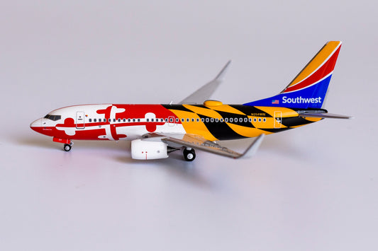 1:400 NG Models Southwest Airlines Boeing 737-700 "Maryland One" N214WN (Heart Tail) NG77007