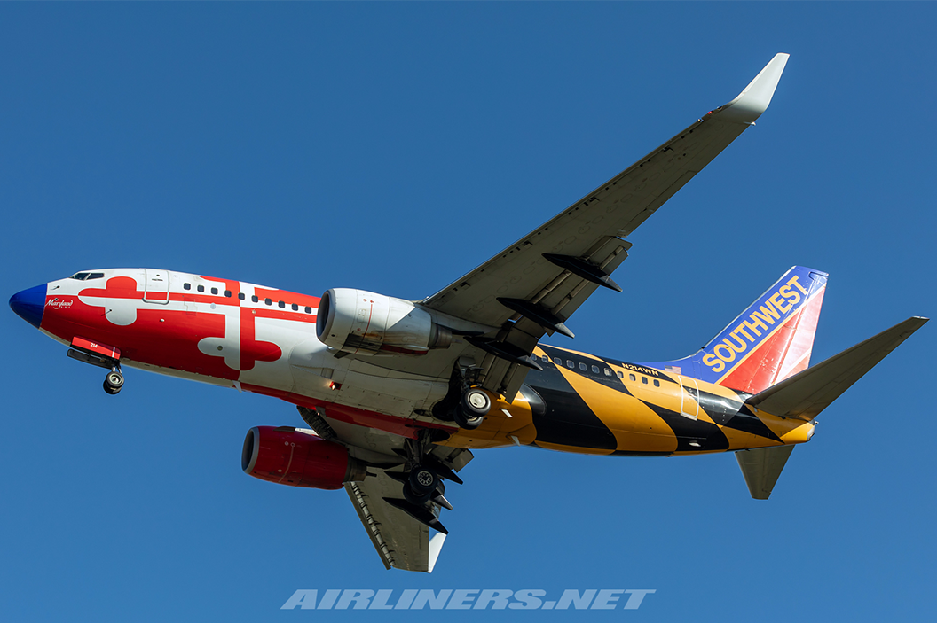1:400 NG Models Southwest Airlines Boeing 737-700 "Maryland One" N214WN (Canyon Blue Tail, Blue Nose) NG77008