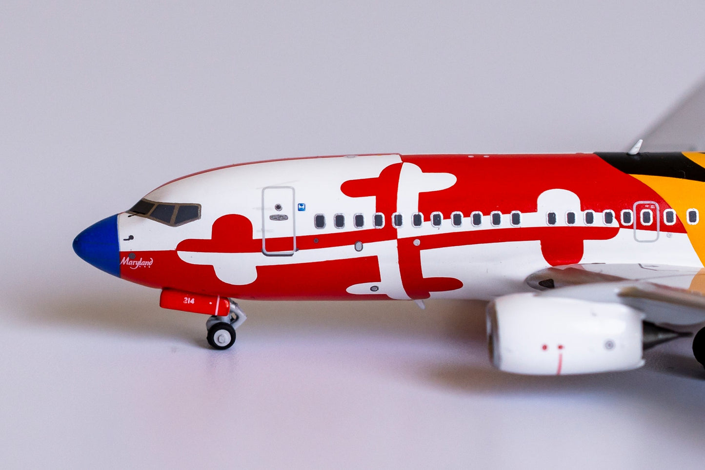 1:400 NG Models Southwest Airlines Boeing 737-700 "Maryland One" N214WN (Canyon Blue Tail, Blue Nose) NG77008