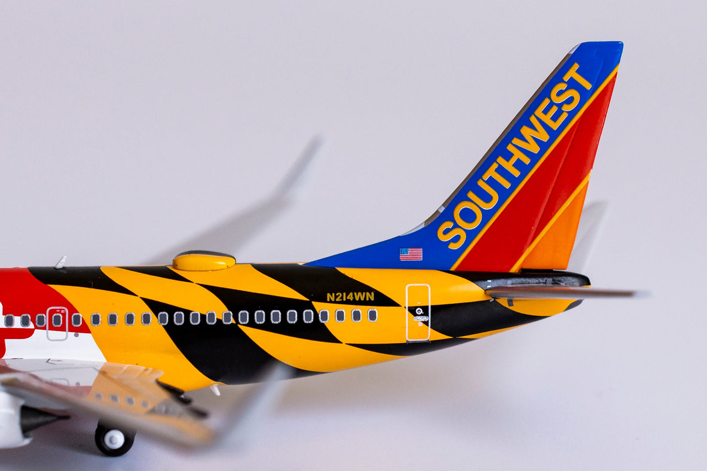 1:400 NG Models Southwest Airlines Boeing 737-700 "Maryland One" N214WN (Canyon Blue Tail, Blue Nose) NG77008