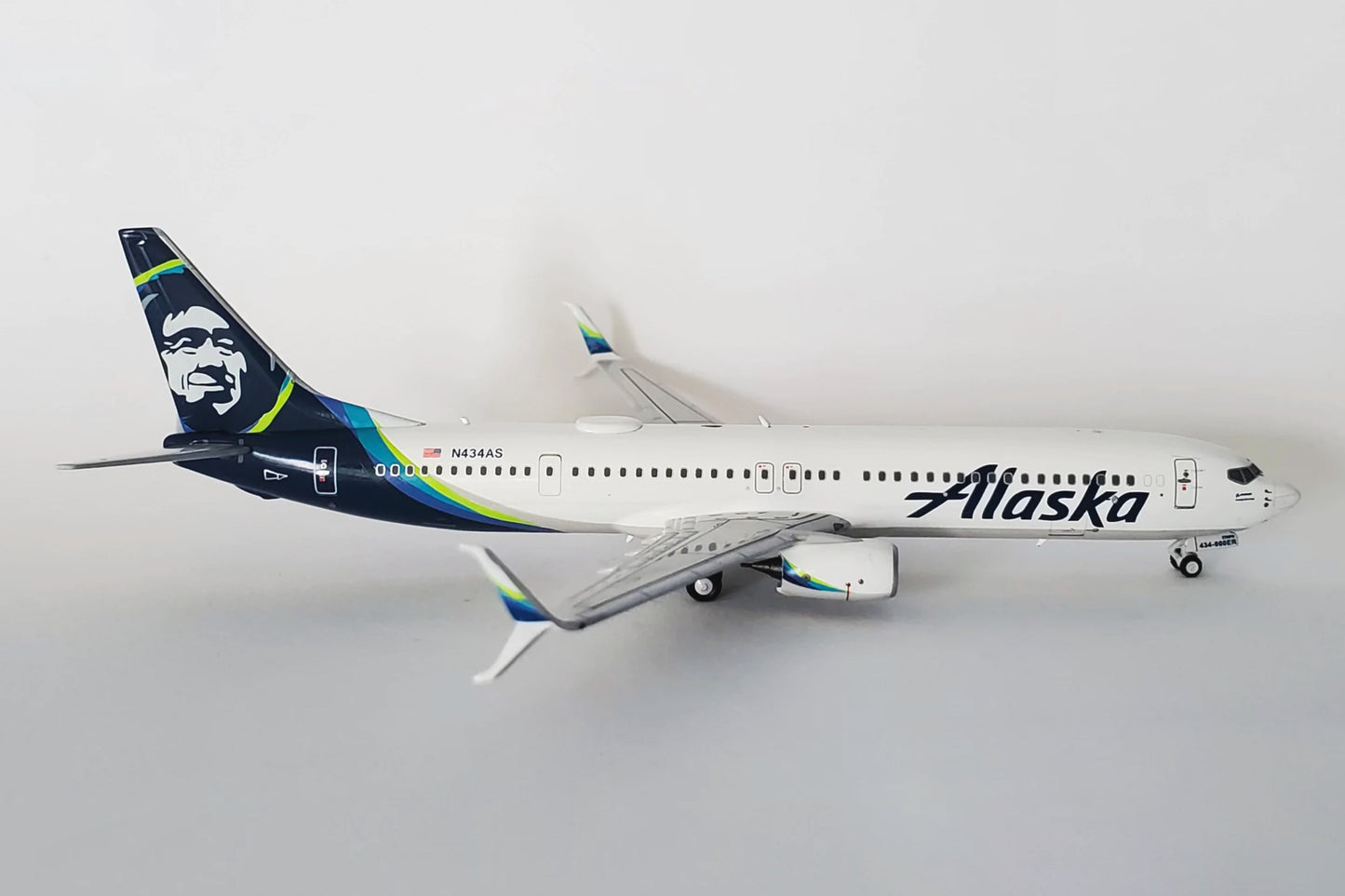 1:400 NG Models Alaska Airlines 737-900ER "New Colors" N434AS NG79002