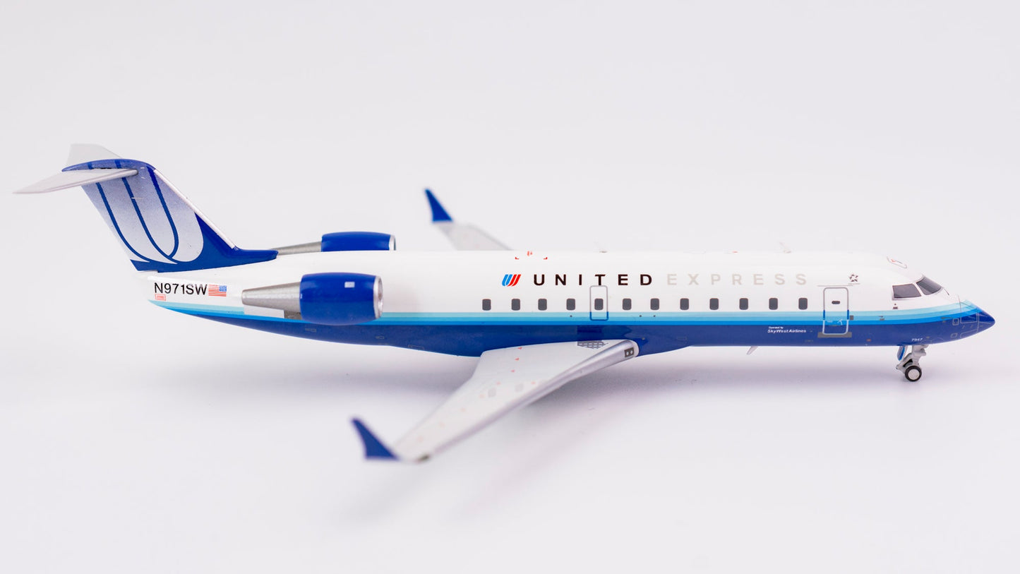 1:200 NG Models United Express Bombardier CRJ200 "Blue Tulip" N971SW NG52020